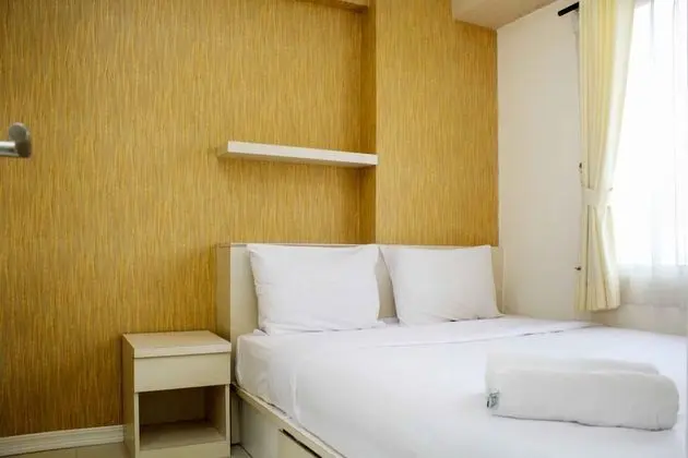 Minimalist and Warm 2BR Bassura City Apartment