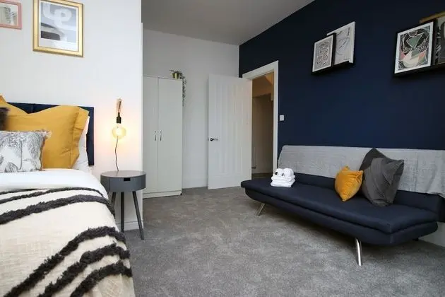 Minister House Apt 1 by Tŷ SA