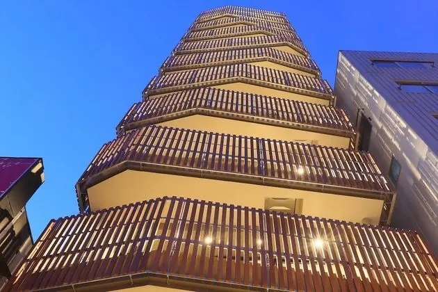 Minn Asakusa - 1