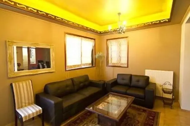 Minos Pension - Lobi