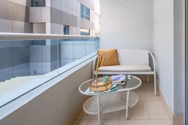 Minutes From Beach! Bright 1BR in Dubai Marina! - İç Mekan