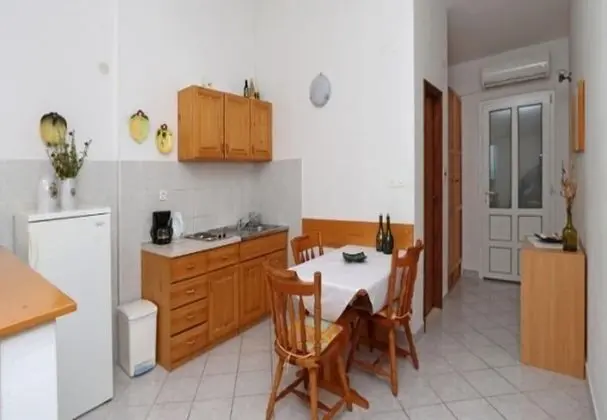 Mira - 10 m From Beach - SA4 - Oda Düzeni