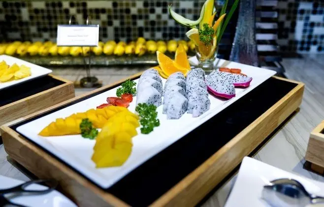 The Mira Central Park Hotel - Yerinde Yemek