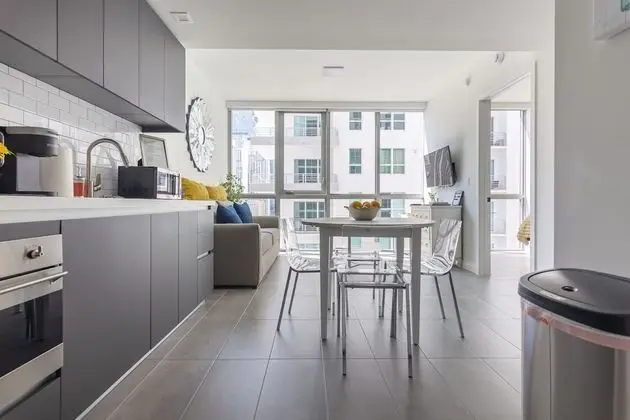 MirabileCondoDwntown MIA Brickell w PRKG - Oda