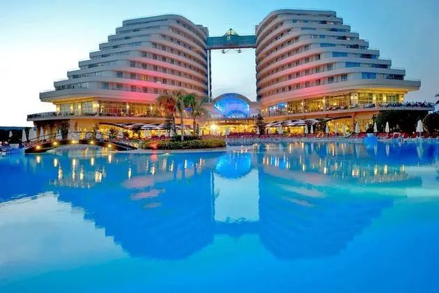 Miracle Resort Hotel