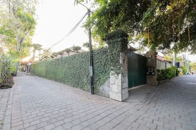 Villa Miracle - Dış Mekan