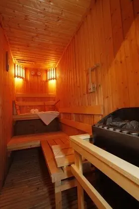 Miracle Transit Hotel - Havuz