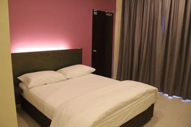 MIRAGE PD HOTEL
