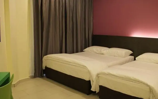 MIRAGE PD HOTEL