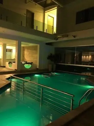 Mirage Hotel - Havuz