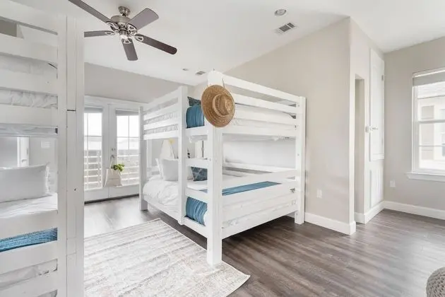 Miramar by Avantstay Large Destin Home w/ Pool Walk to Miramar Beach! - İç Mekan