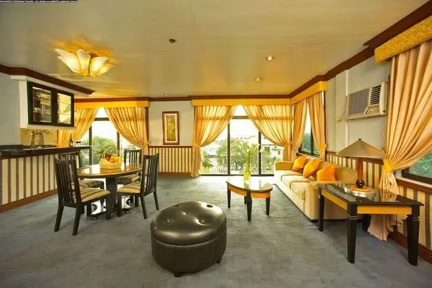 Miramar Hotel