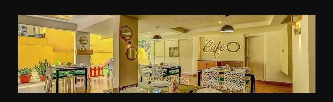 Hotel Miramar, Miramar Beach, Goa - Yerinde Yemek