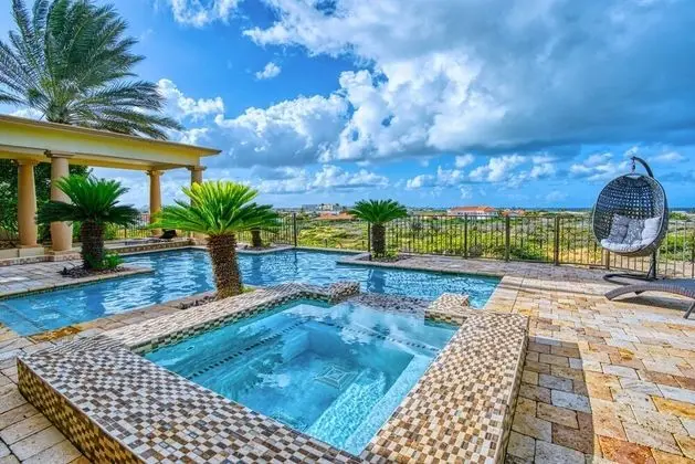 Miramar Villa