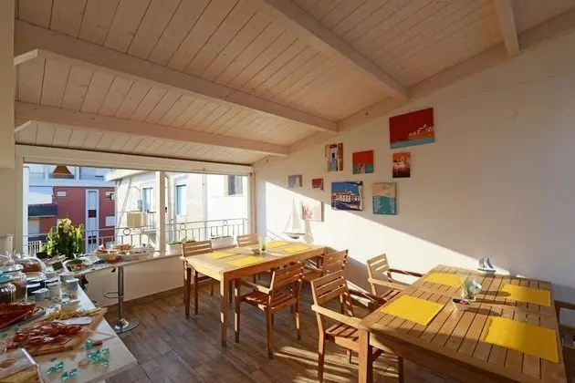 Miramed Rooms - Yerinde Yemek