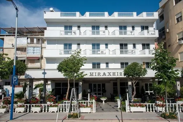 Hotel Miraxhi 2