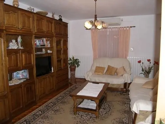 Mirko - 100m From Beach - A1 - Öne Çıkan Resim