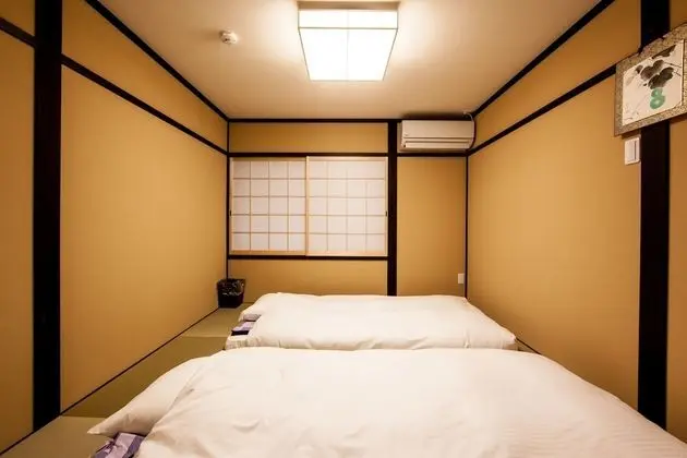 Miro Shichijo Hanabatakecho Tei - Oda