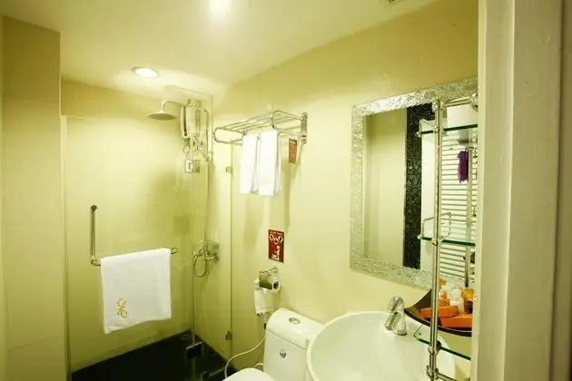 Mirth Sathorn Bangkok - Genel