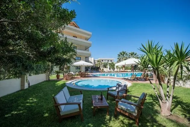 Mirtilos Studios & Apartments