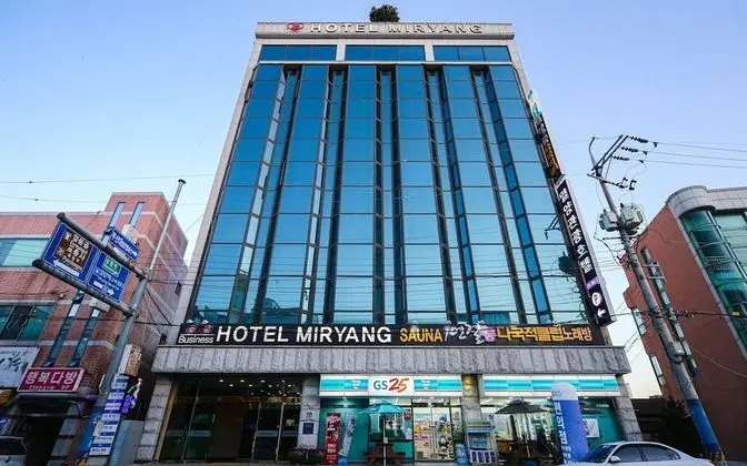 Miryang Tourist Hotel
