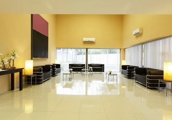 Hotel Misión Express Mérida Alta Brisa - Lobi