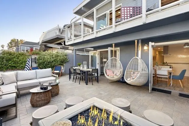 Mission Point 1 by Avantstay San Diego Beach House w/ Huge Patio & Fire Pit Walk to Beach! - İç Mekan