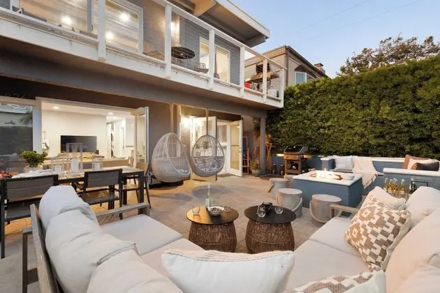 Mission Point 1 by Avantstay San Diego Beach House w/ Huge Patio & Fire Pit Walk to Beach! - İç Mekan