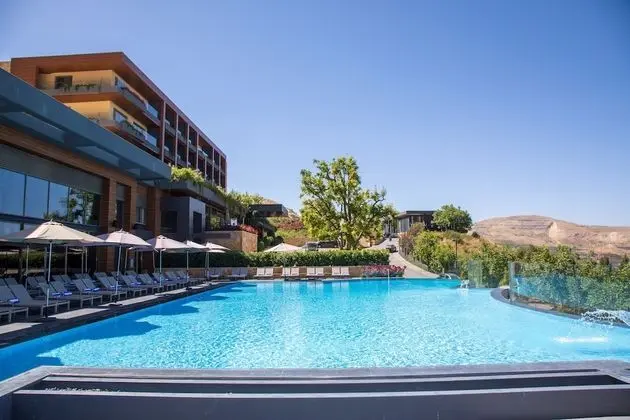 Mist Hotel And Spa By Warwick