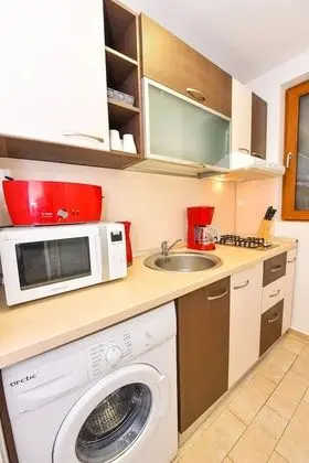 Mistral Apartment - Cismigiu Gardens - Mutfak