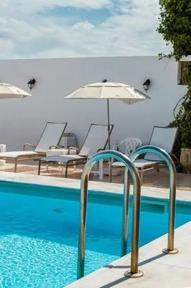 Mistral Apartments Aegina - Dış Mekan