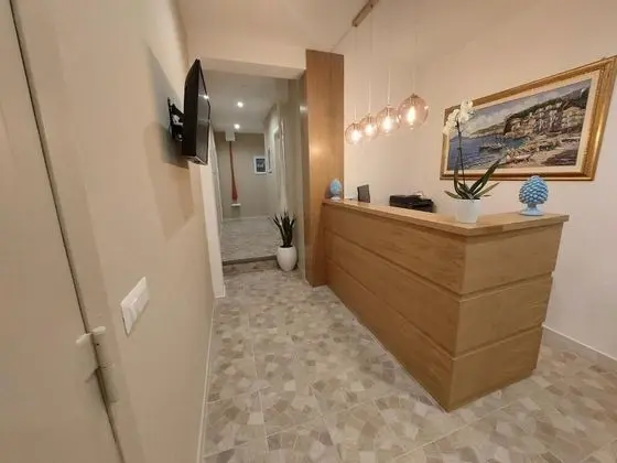 MISTRAL LUXURY SUITES - Lobi