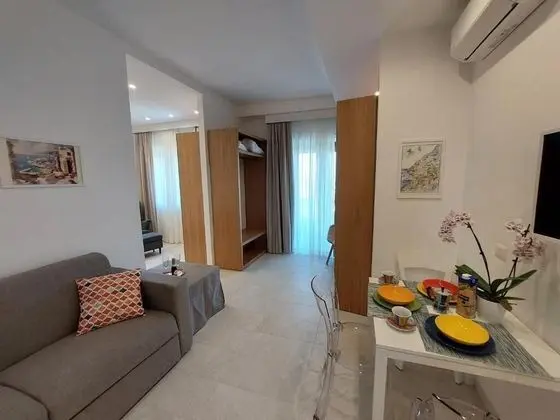 MISTRAL LUXURY SUITES - Oda