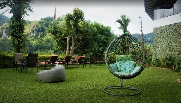 Misty Hills Ella Resort