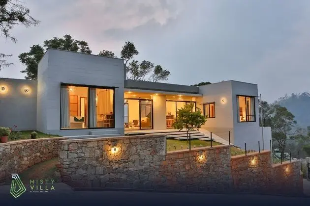 Misty Villa by Moshi Resorts