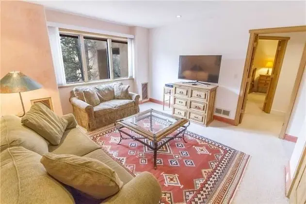 Mitchells East Side - Three Bedroom Home - Oda