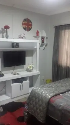 Mitchells Guesthouse - Oda
