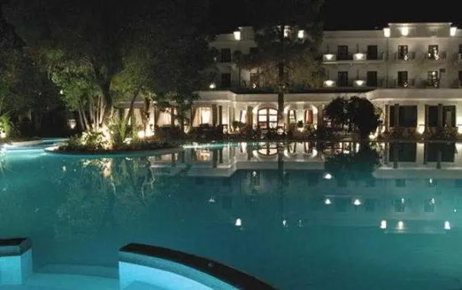 Mitsis Galini Wellness Spa & Resort - Havuz