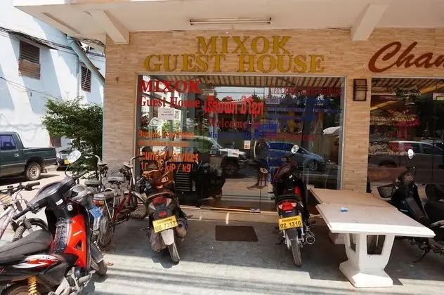 Mixok Guesthouse