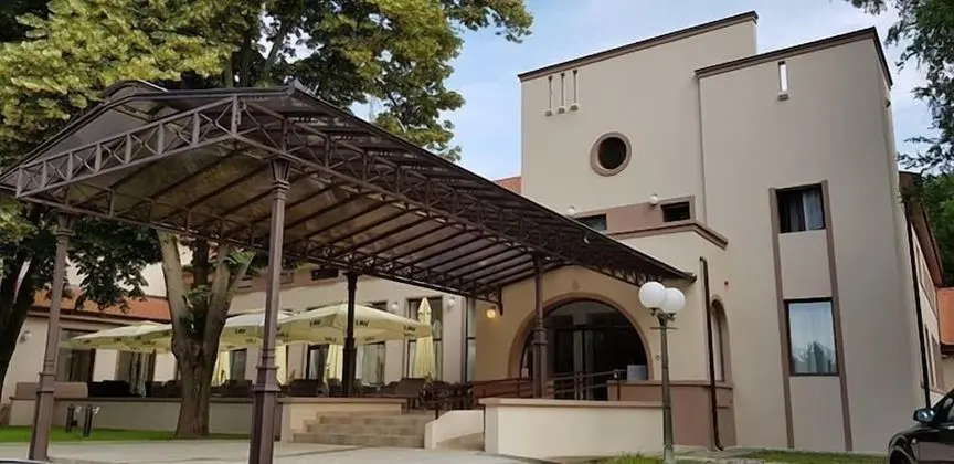 Hotel Miznah Resort