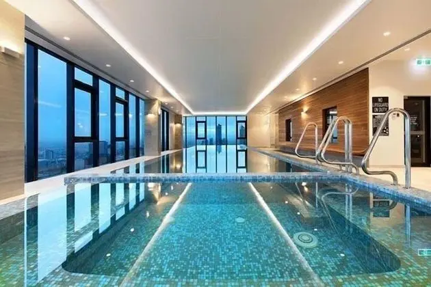 MJ Shortstay Apartments - Platinum Tower - Havuz