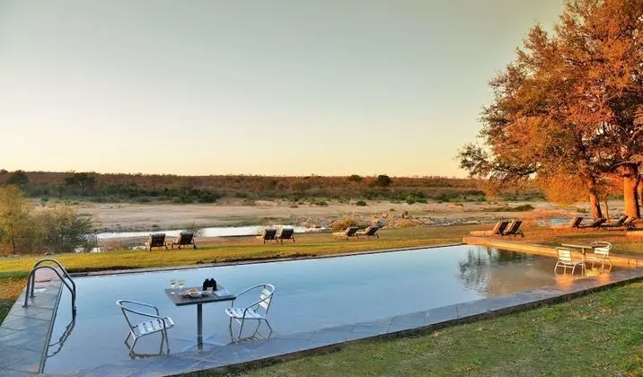 Mjejane River Lodge - Havuz