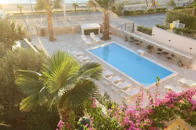 Mladen - Family Friendly & Amazing Location - A1