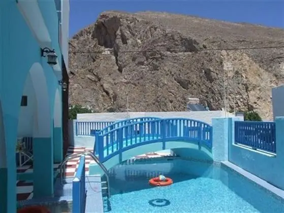 MM Studios Perissa