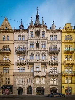MN6 Luxury Suites by Prague Residences - Dış Mekan