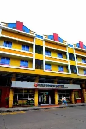 MO2 Westown Hotel Bacolod - Downtown - Dış Mekan