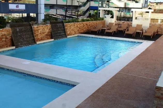 MO2 Westown Hotel Bacolod - Downtown - Havuz