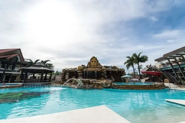 MO2 Westown Hotel Iloilo