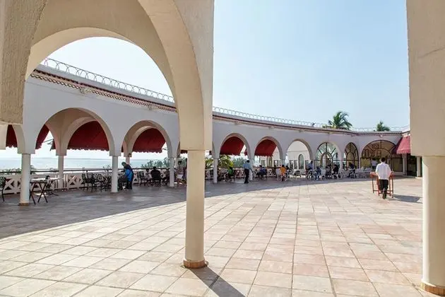Mocambo - Dış Mekan