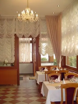 Hotel Modena - Yerinde Yemek